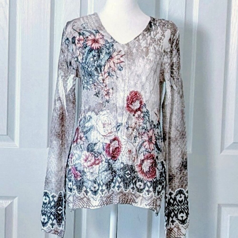 BELLE FRANCE Women's  Long Sleeve Sweater  Size S  Multi Color
